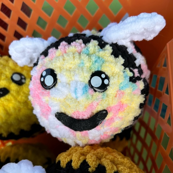 NWOT Unhinged Crochet Handcrafted Crochet Hats, Bats, This & Thats - Picture 10 of 16